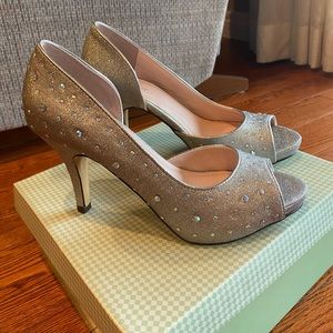 Brand New Women’s 3 1/2” Silver Heels